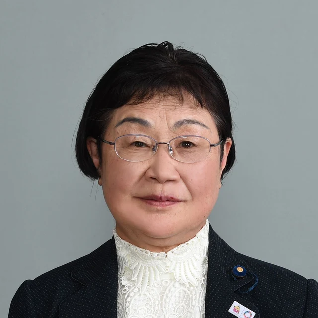 板東絹代の写真