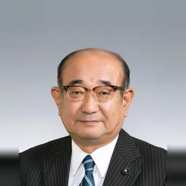 亀岡 義尚の写真