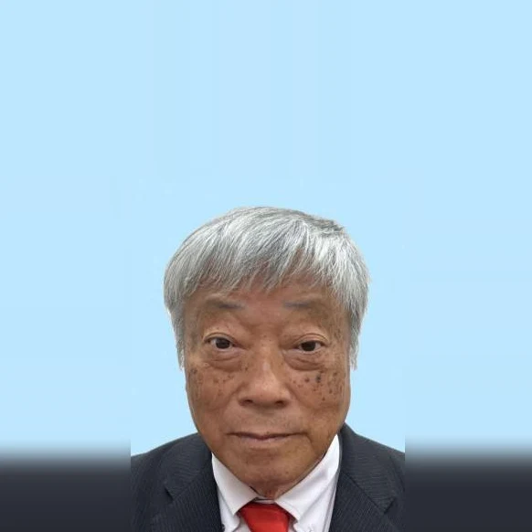 中西 裕康の写真