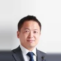 井下 泰憲の写真