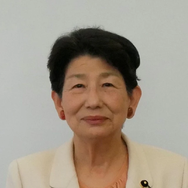 依光 美代子の写真