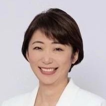 伊東万美子の写真