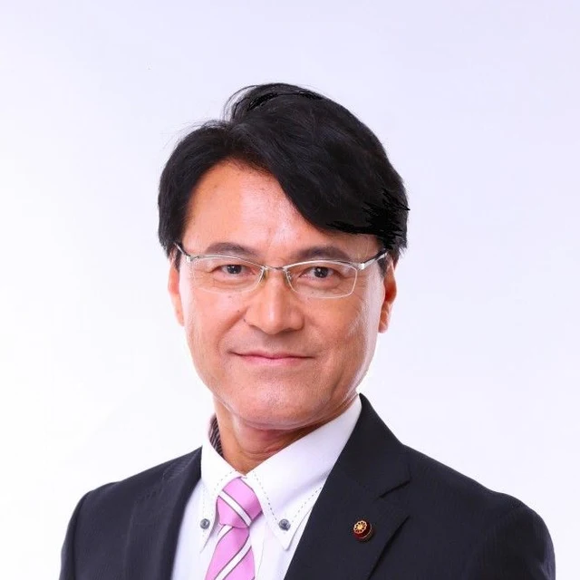 白井 忠雄の写真