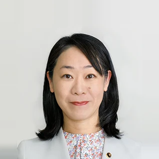 腰塚菜穂子の写真