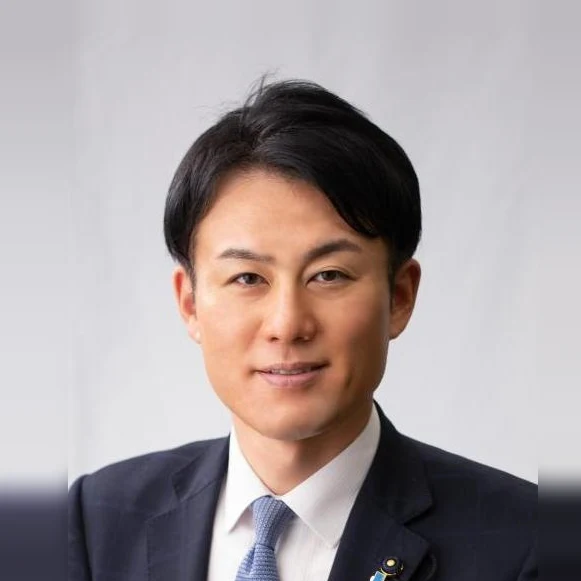 安達 孝彦の写真