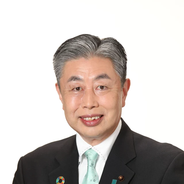岡村芳樹の写真