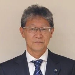 青木 信哉の写真