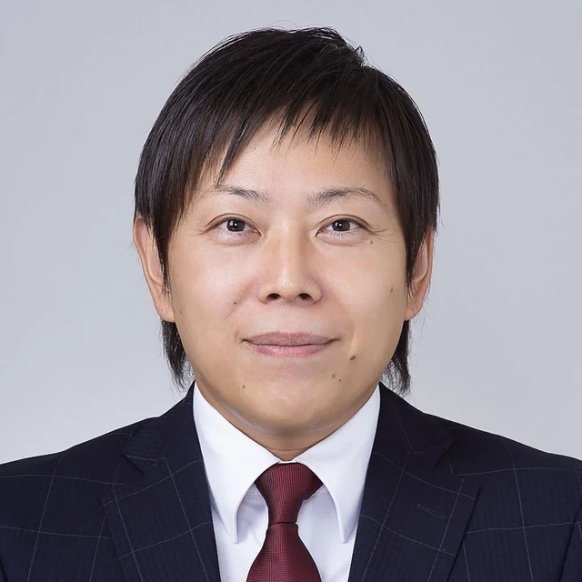 岩﨑義弥の写真