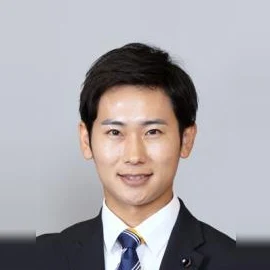 辻󠄀井 俊貴の写真