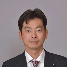 堤 泰之の写真