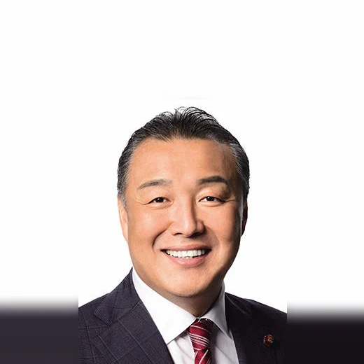 井上 英孝の写真
