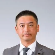 牛見 航の写真