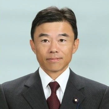 石井 伸弘の写真