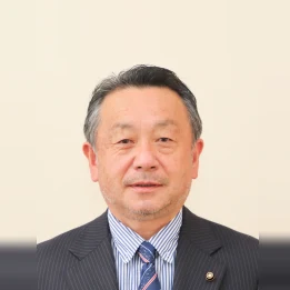 関 由紀夫の写真
