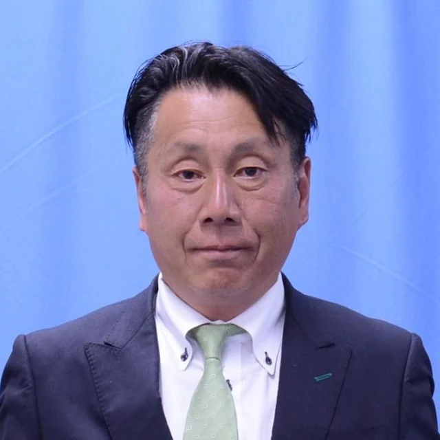 長崎 任男の写真