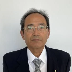 中西 傳の写真