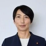 高橋菜穂子の写真