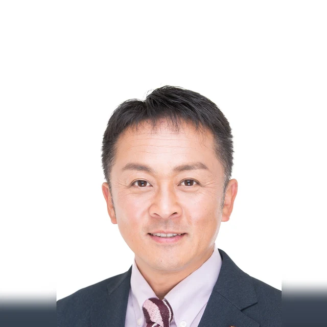 吉田峰行の写真