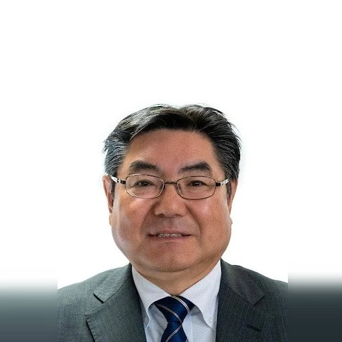 岡見善人の写真