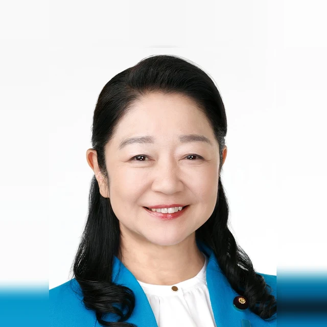 白坂 亜紀の写真