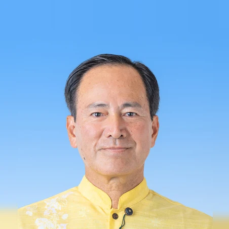 瀬長 美佐雄の写真