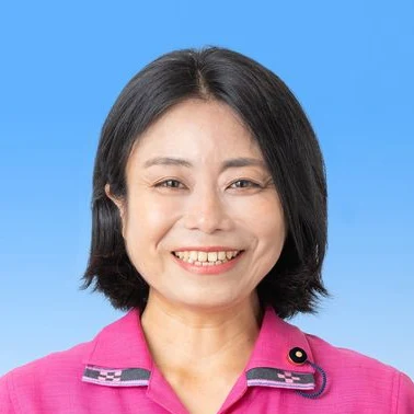 喜友名 智子の写真