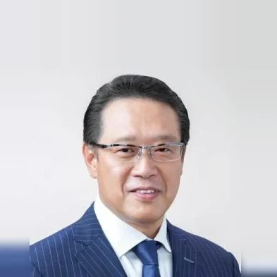 小西　誠次の写真