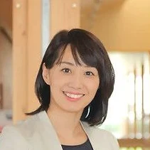 岡野 涼子の写真