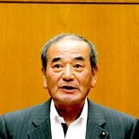 石岡 久彌の写真