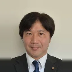 成田芳律の写真
