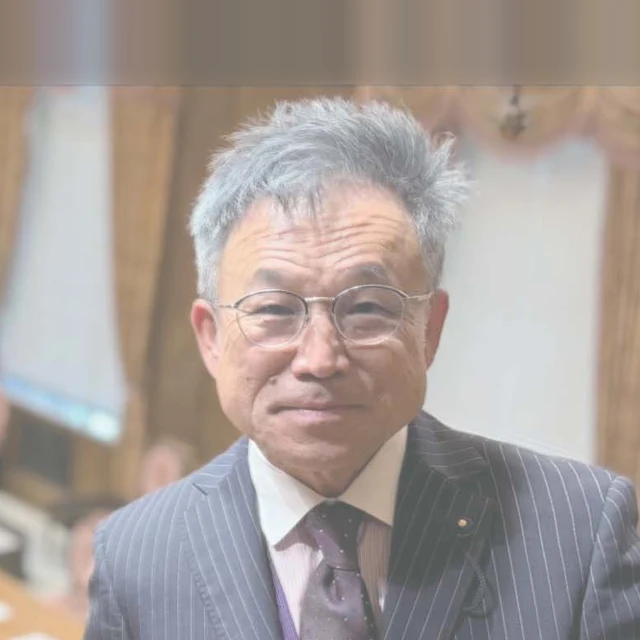 首藤 健二郎の写真