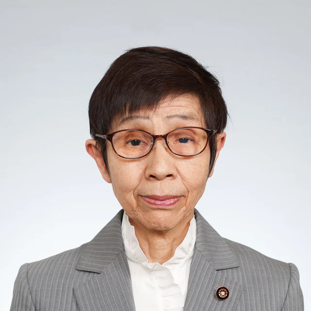 窪野愛子の写真