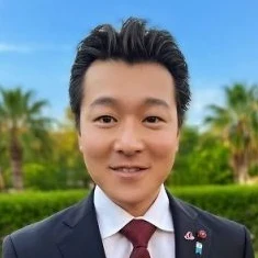 八木野太郎の写真
