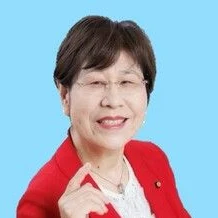 小崎 愛子の写真